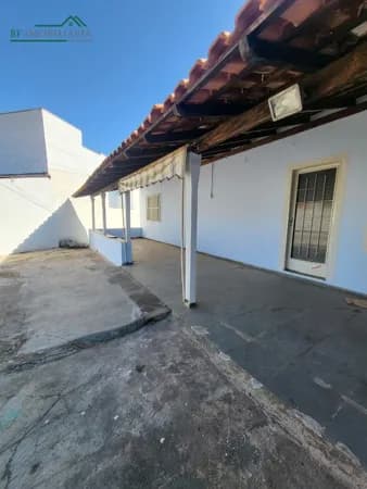 Casa em Passos - Nossa Senhora das Graças