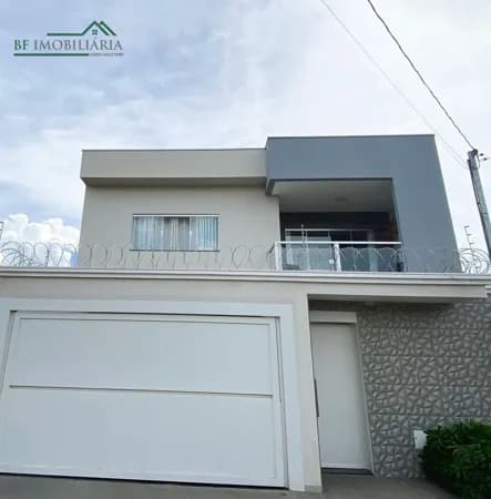 Casa em Passos - Exposição