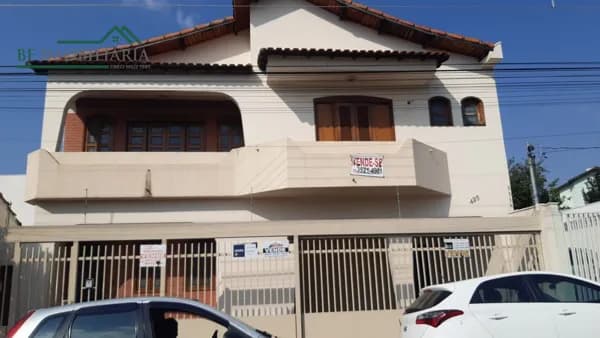 Casa em Passos - Centro