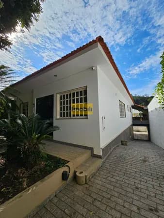 Casa em Cataguases - Centro