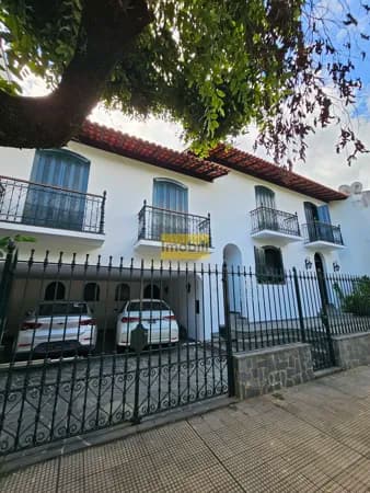 Casa para ALUGUEL no CENTRO (Residencial ou Comercial)