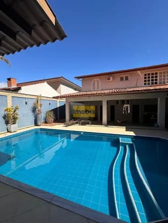 Casa no Condomínio Santa Cristina
