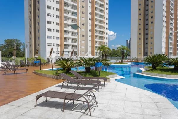 Apartamento a venda de 3 quartos sendo 1 suíte, 113m2, churrasqueira, face Leste, Andar Alto, 2 vagas em condomínio clube