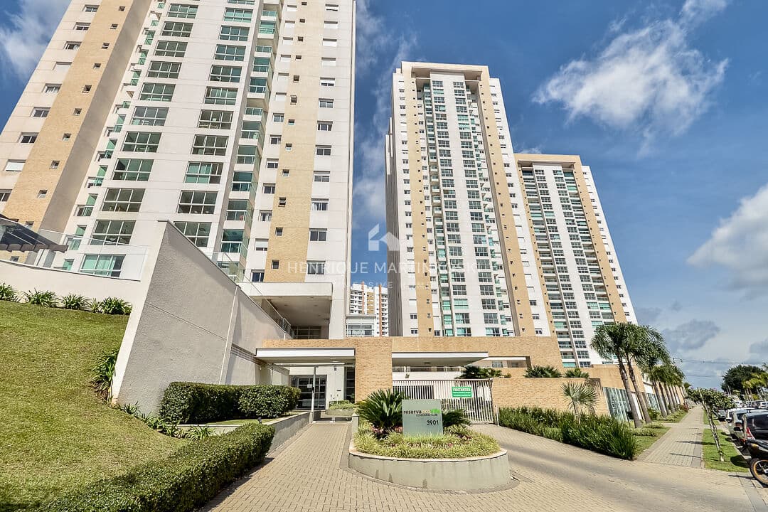 PROMOÇÃO: Apartamento Novo de Alto Padrão a venda com 4 quartos sendo 3 suítes, 166m2 privativos, churrasqueira, face Oeste, Andar Alto, 2 vagas em condomínio clube. Ecoville-Curitiba-PR