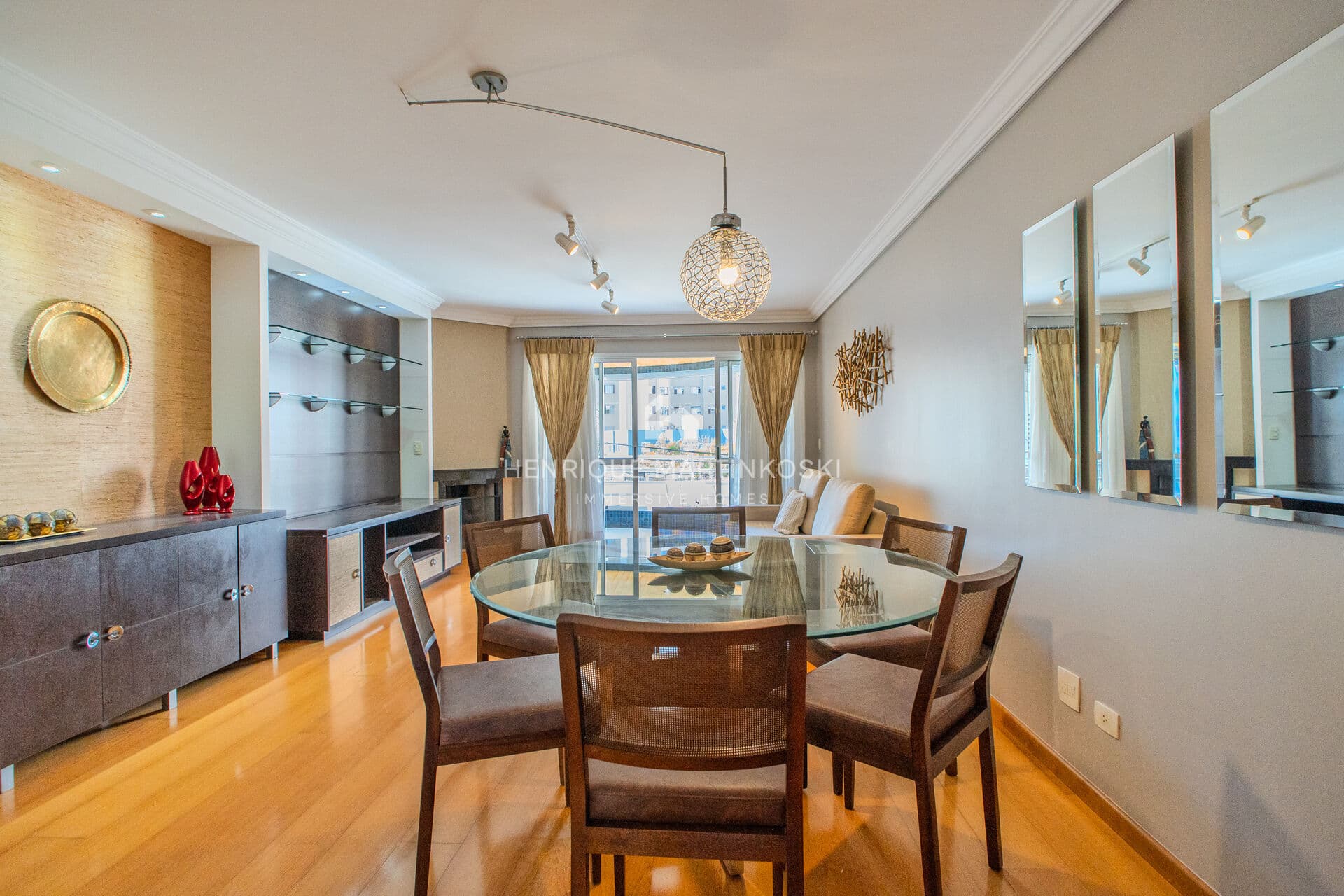 More no Juvevê: apartamento face norte com 3 quartos e sacada gourmet