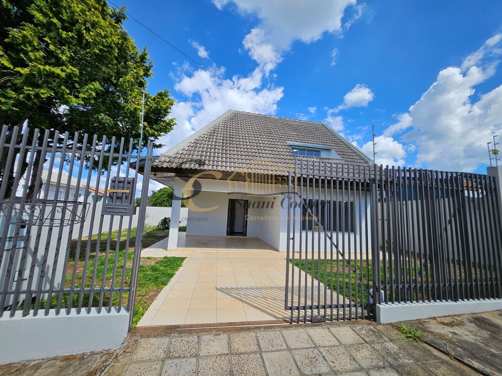 Sobrado em Guarapuava - Dos Estados