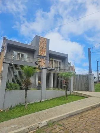 Sobrado em Guarapuava - Batel