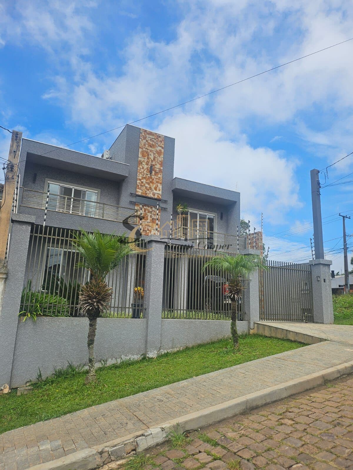 Sobrado em Guarapuava - Batel