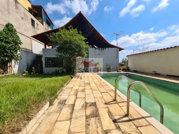 Casa em Belo Horizonte - Alto Caiçaras
