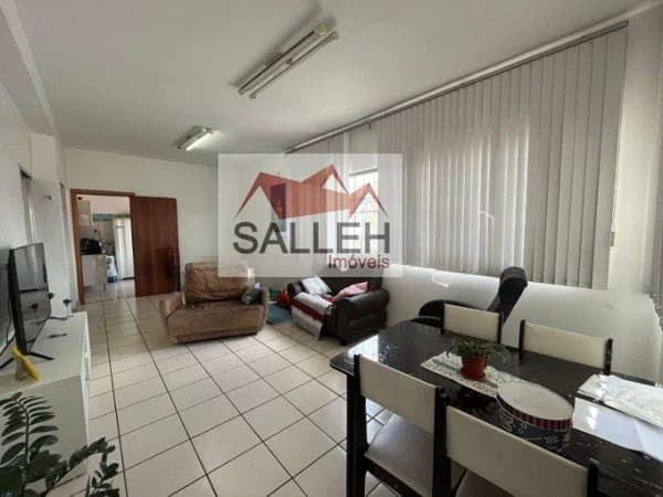Casa Padrão para Venda em Carlos Prates Belo Horizonte-MG
