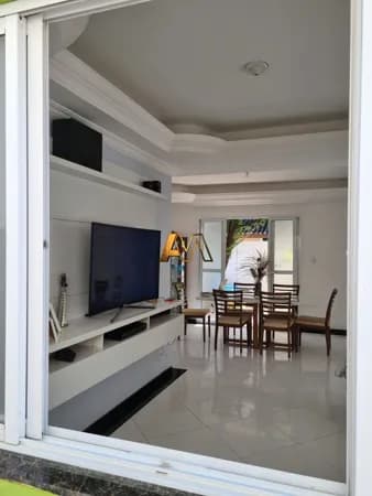 CASA DUPLEX 4/4 SENDO 3 SUÍTES EM ABRANTES