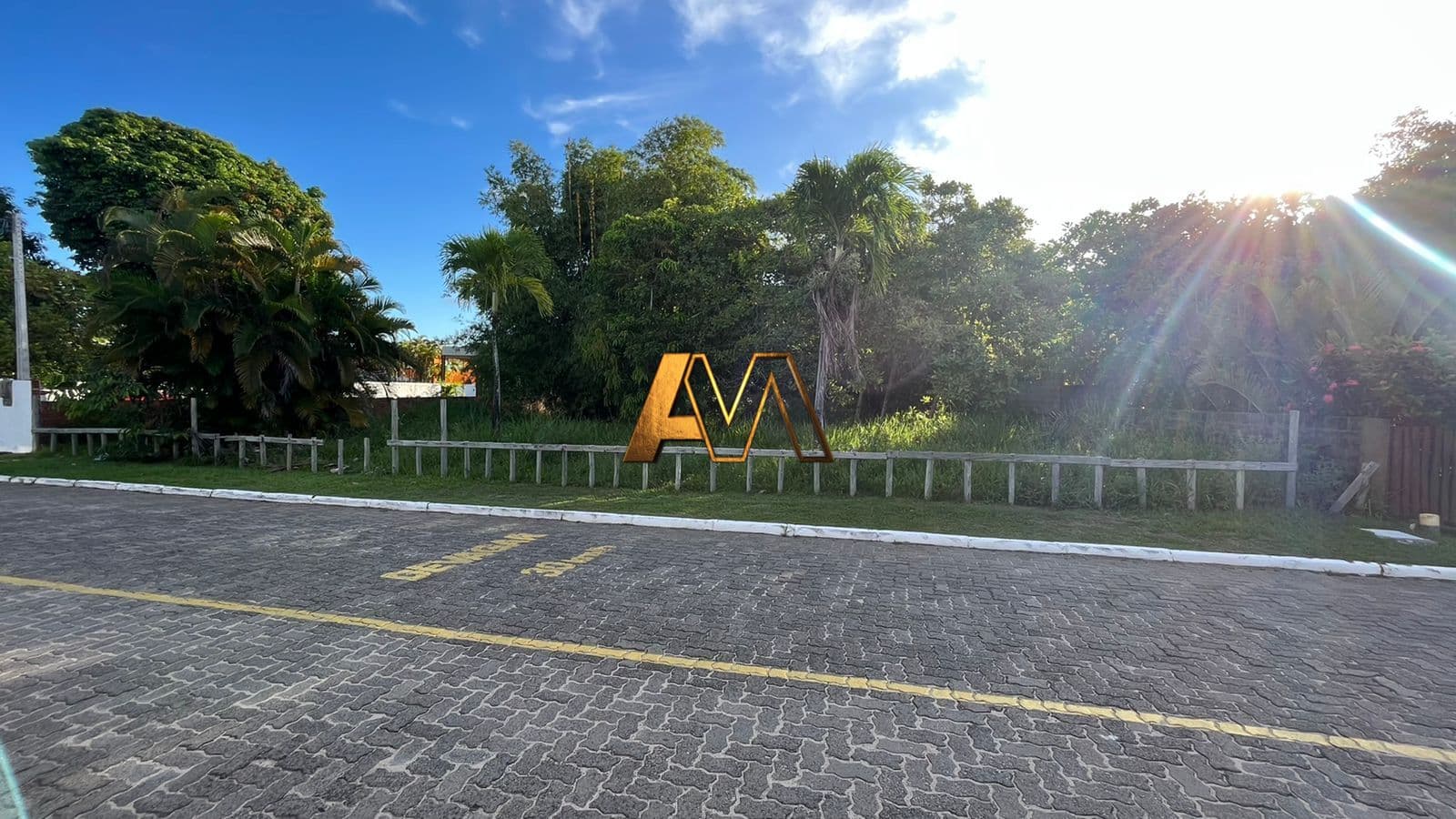 TERRENO EM INTERLAGOS