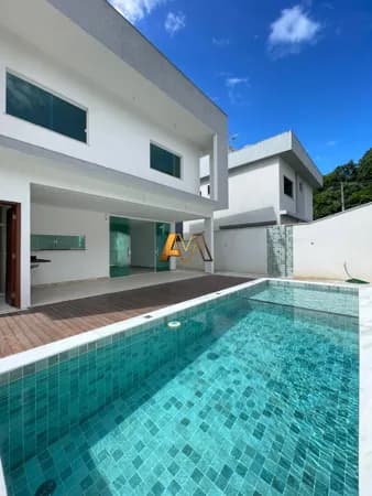 Casa de Condomínio em Camaçari - Jardim Limoeiro