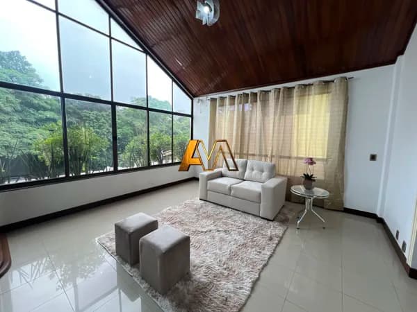 Casa em Salvador - Piatã