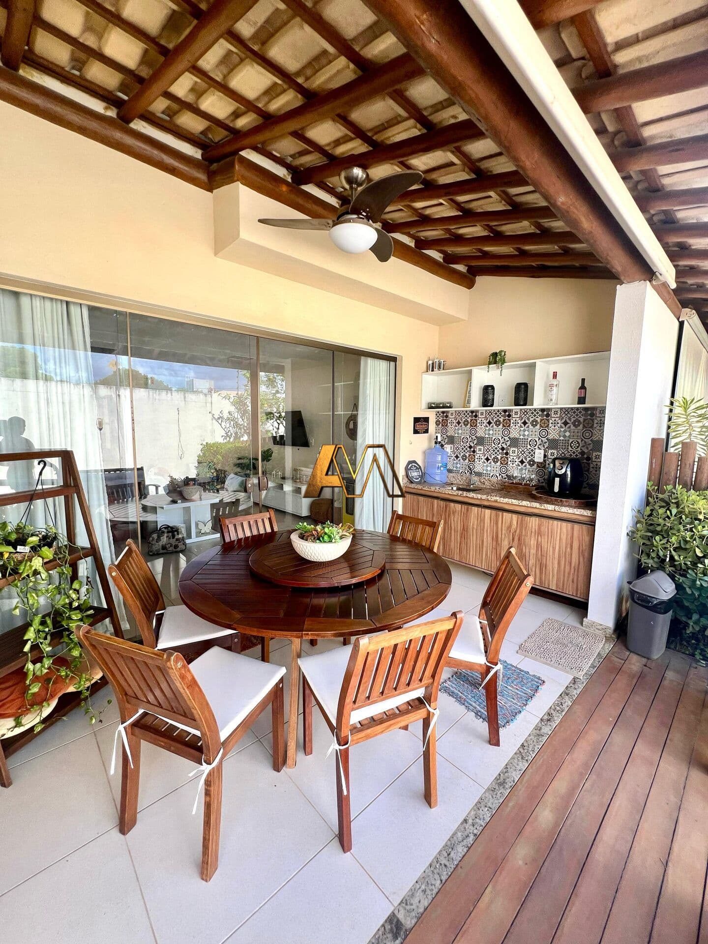 Sobrado em Camaçari - Itacimirim (Monte Gordo)