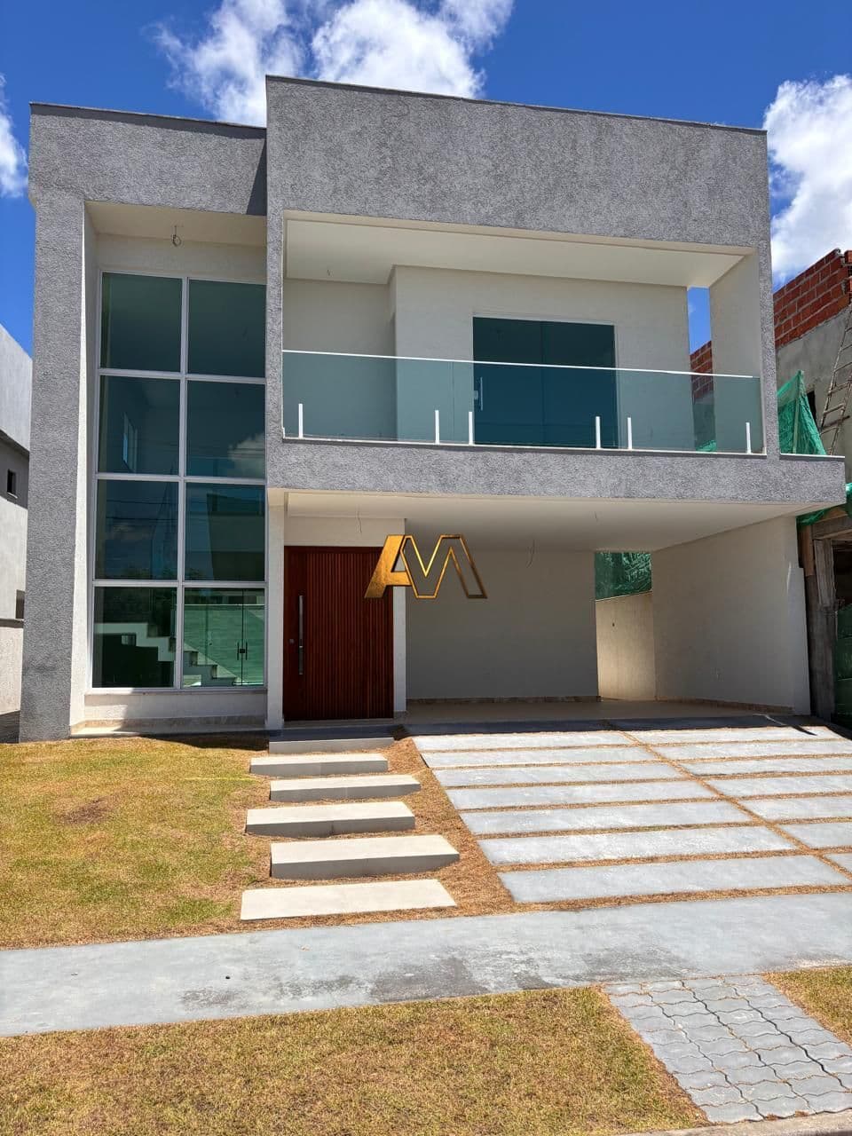 Sobrado em Camaçari - Jardim Limoeiro