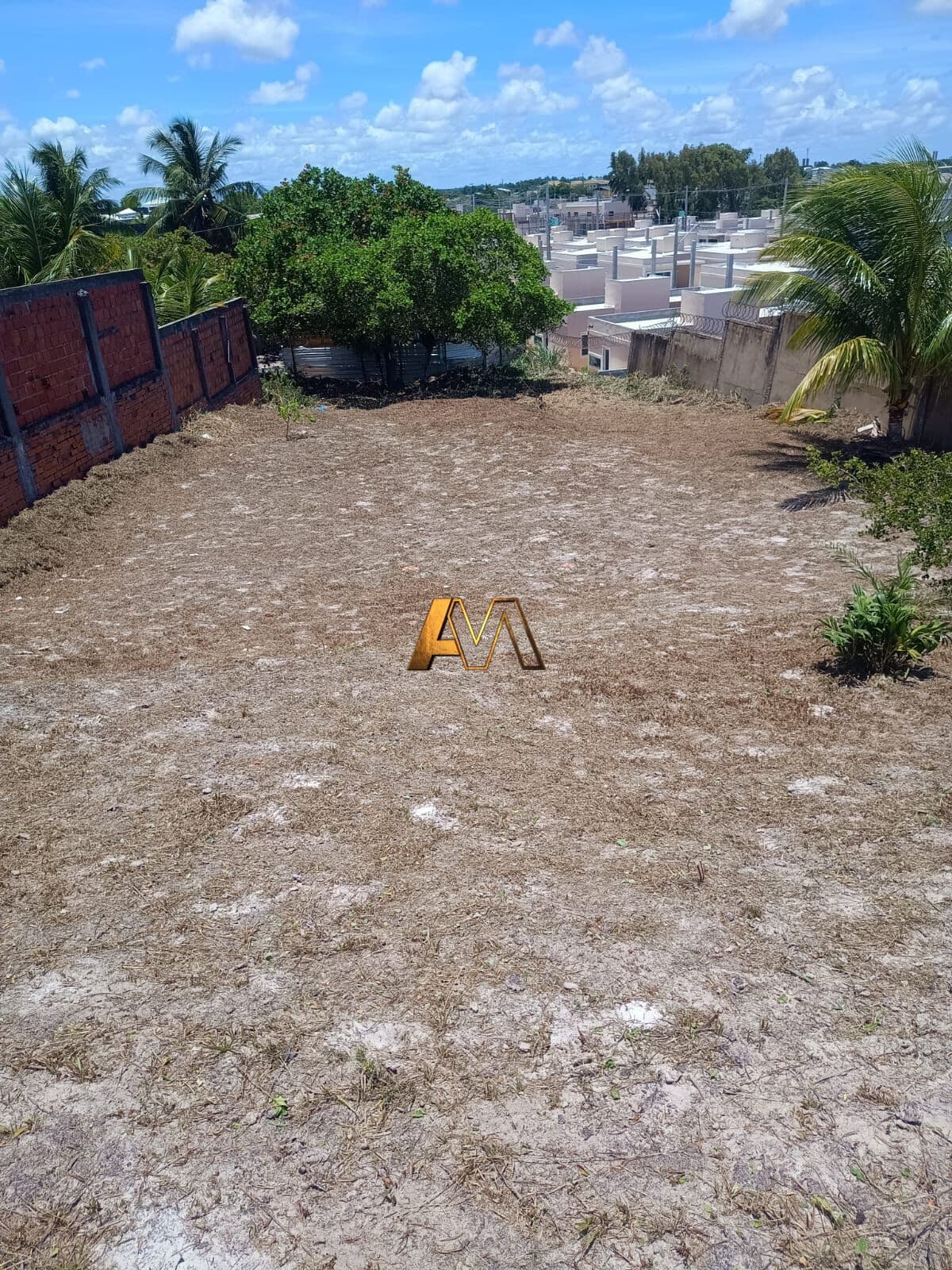 Lote/Terreno em Camaçari - Busca Vida
