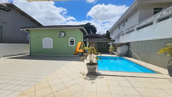 Casa de Condomínio em Lauro de Freitas - BURAQUINHO