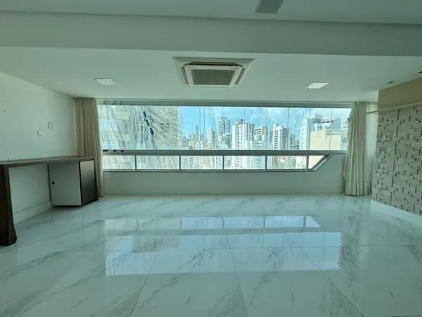 Apartamento em Salvador - Jardim Apipema