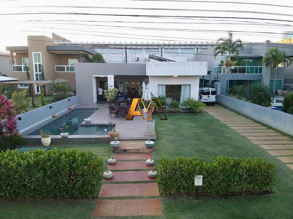CASA 5 SUÍTES EM GUARAJUBA