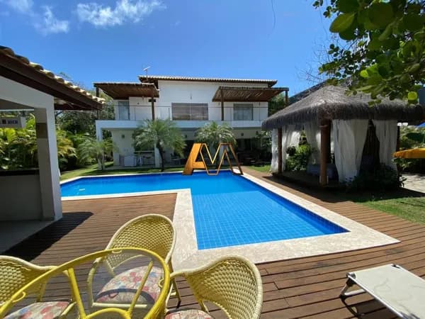 CASA COM PISCINA PRIVATIVA - 5 SUÍTES EM ITACIMIRIM