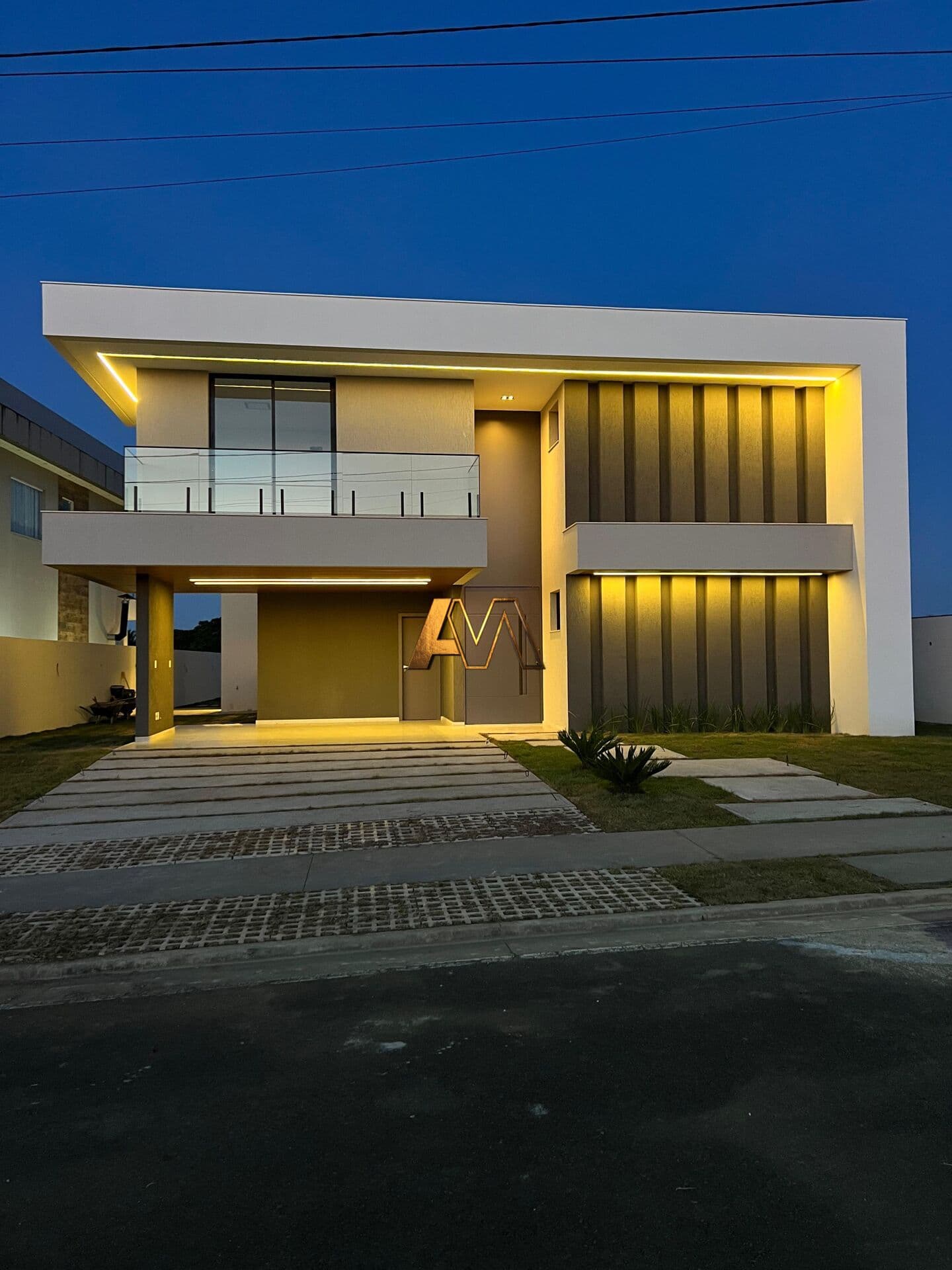 CASA 4 SUITES NO ALPHAVILLE LITORAL NORTE