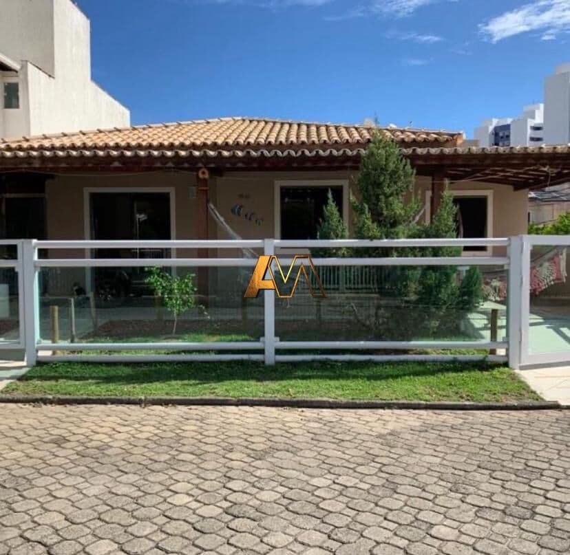 Casa de Condomínio em Lauro de Freitas - BURAQUINHO