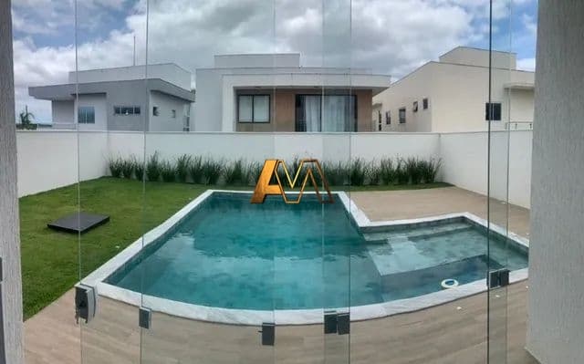 Casa de Condomínio em Camaçari - Jardim Limoeiro