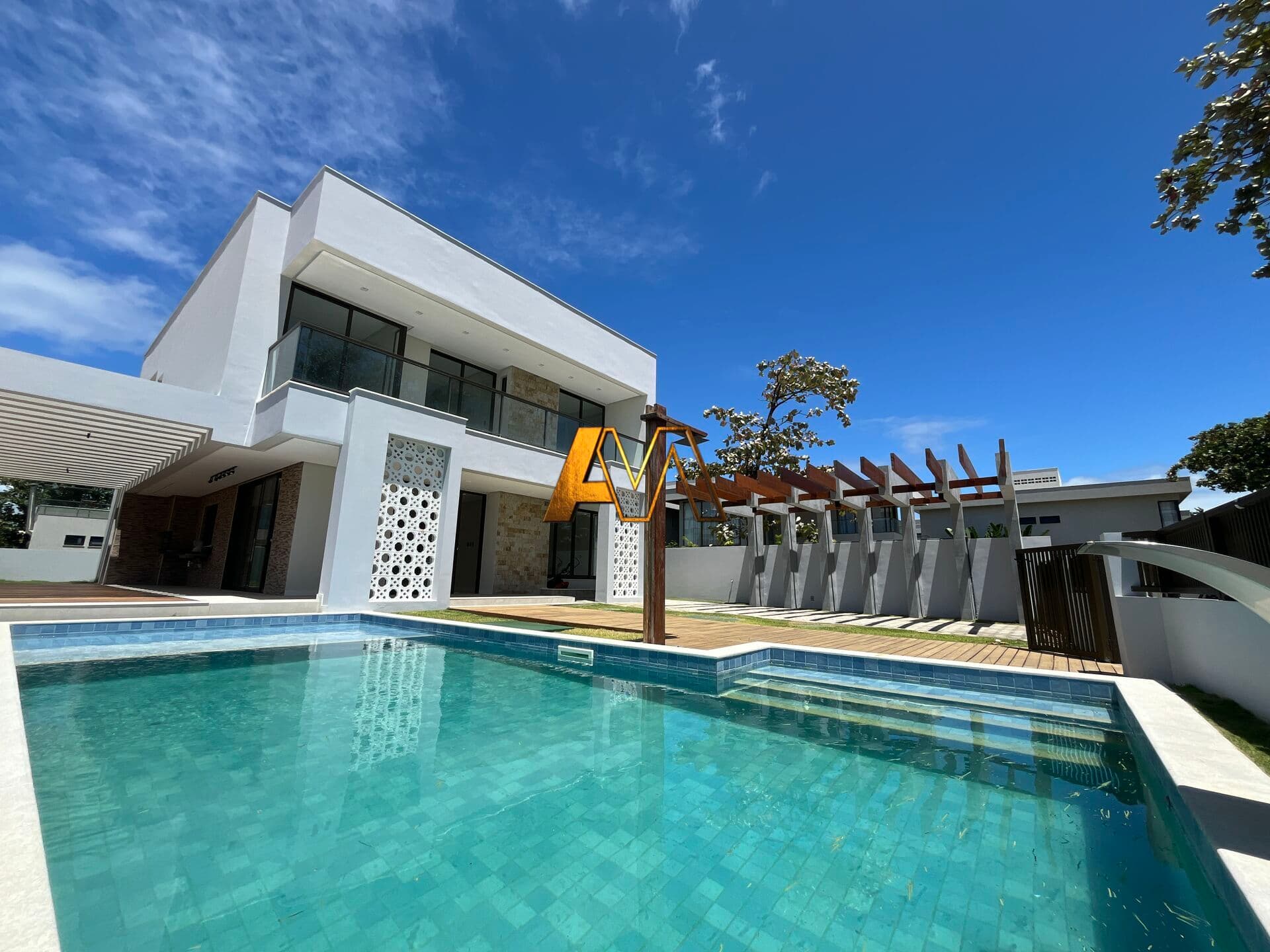 Casa em Camaçari - GUARAJUBA