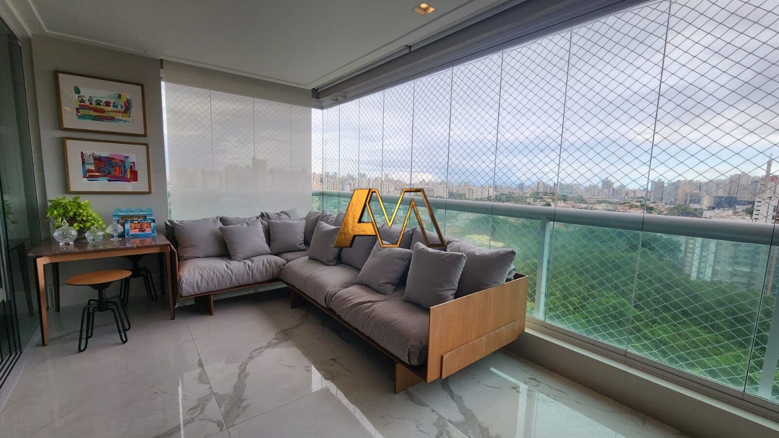 Apartamento em Salvador - Itaigara