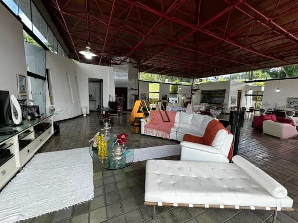 CASA COM 3 SUÍTES EM LAURO DE FREITAS