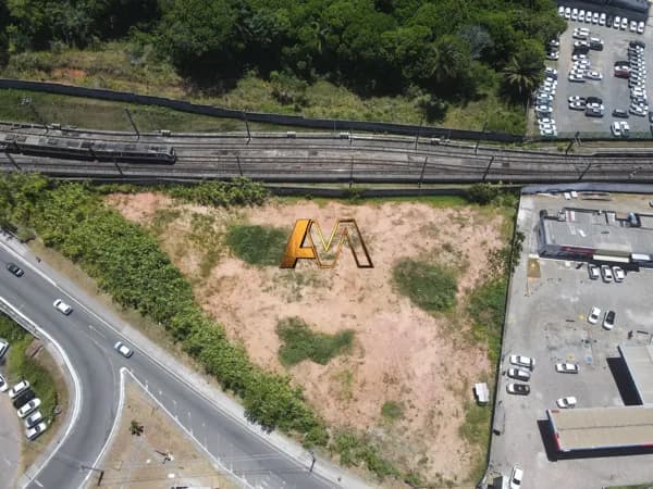 Lote/Terreno em Lauro de Freitas - Centro