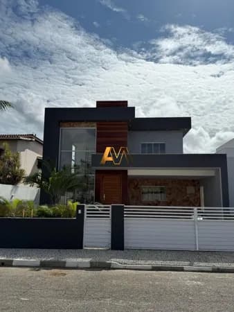 Casa de Condomínio em Camaçari - Barra do Jacuípe