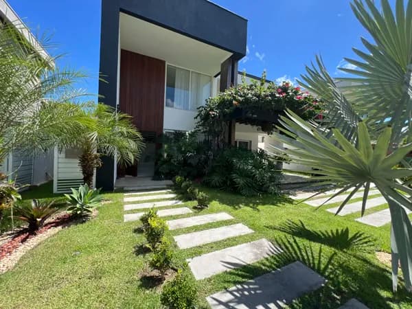 CASA 3 SUITES NO ALPHAVILLE LITORAL NORTE III