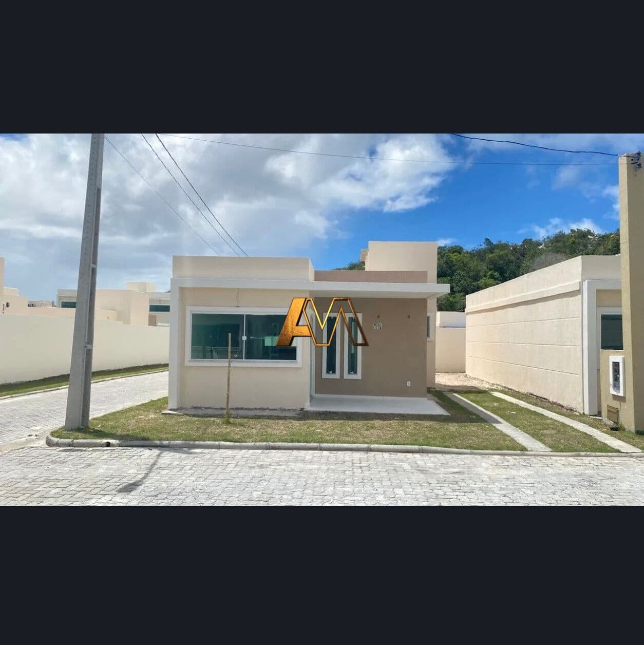 CASA 2/4 COM QUINTAL EM BUSCA VIDA