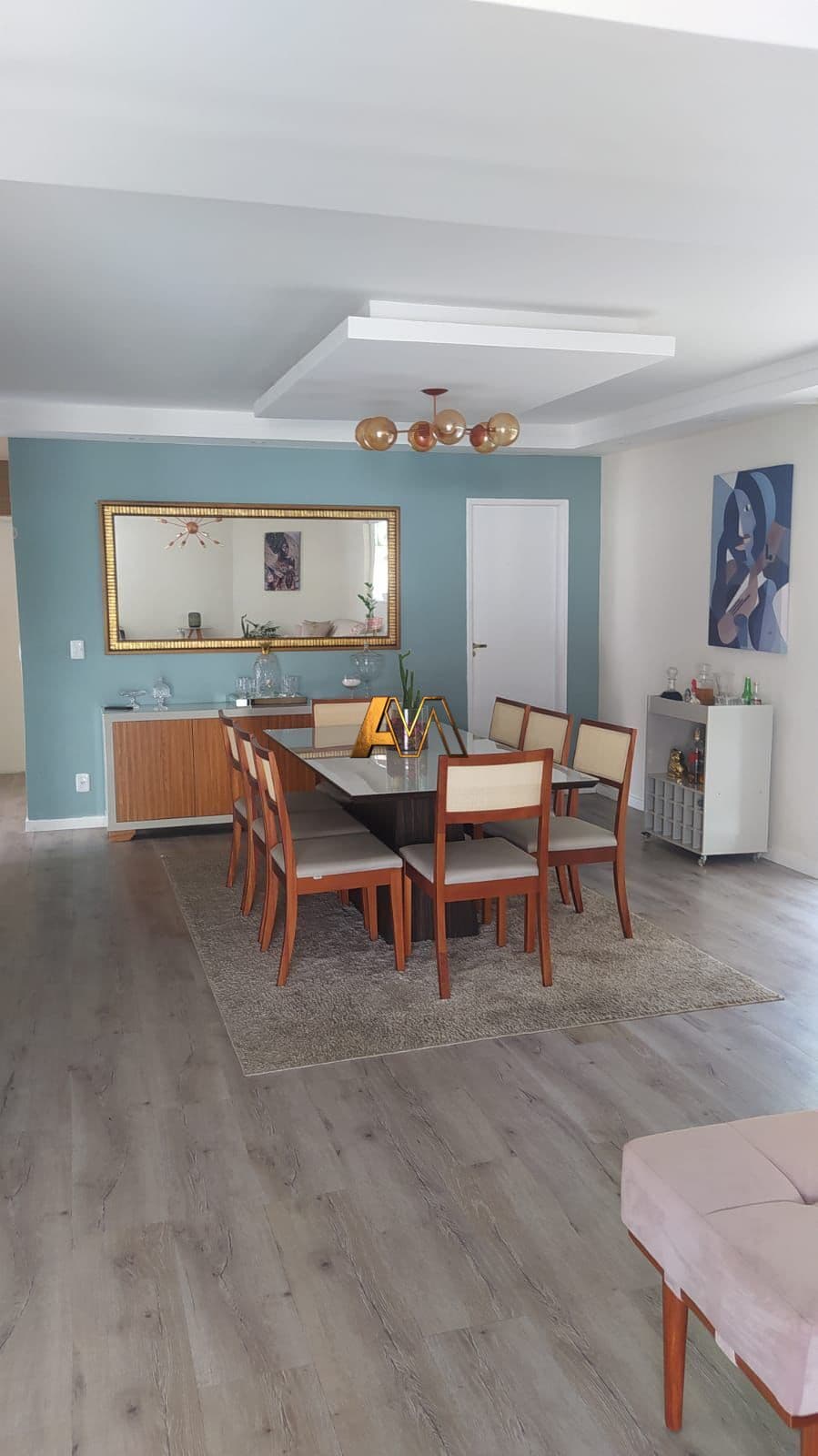 CASA ALTO PADRÃO COM 4/4 SENDO 3 SUÍTES E PISCINA PRIVATIVA