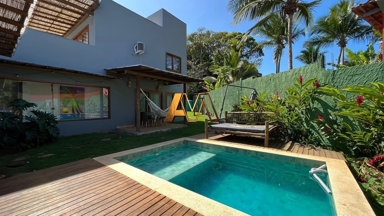 CASA 3/4 COM SUÍTE EM ITACARÉ - PORTEIRA FECHADA