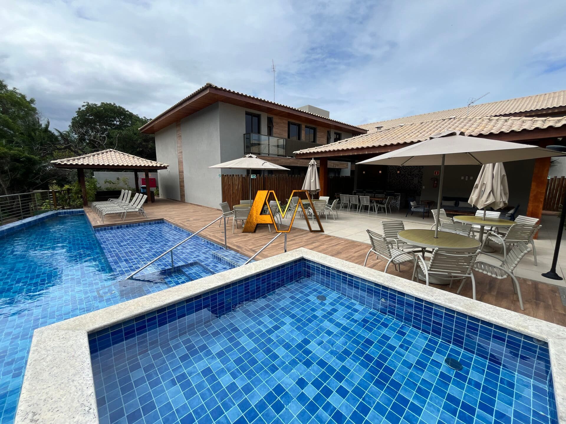 VILLAGE SENDO 2 SUIÍTES EM ITACIMIRIM