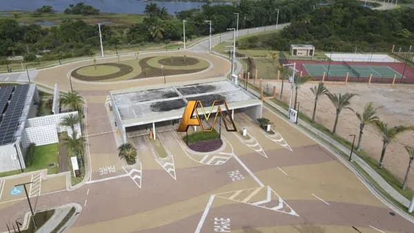 Lote/Terreno em Camaçari - GUARAJUBA