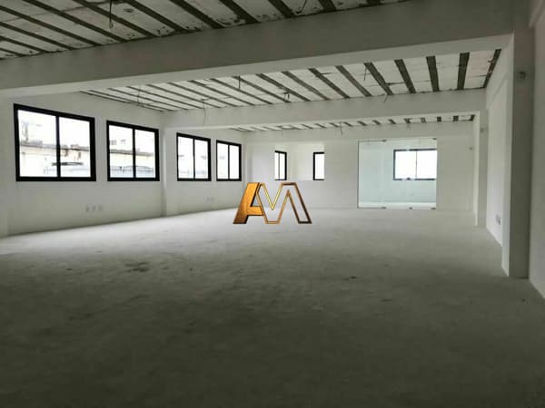 Prédio Comercial 1.080m² na Pituba