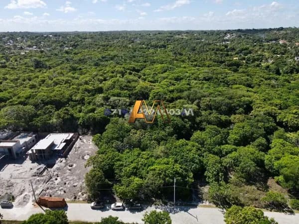 Lote/Terreno em Camaçari - Guarajuba (Monte Gordo)