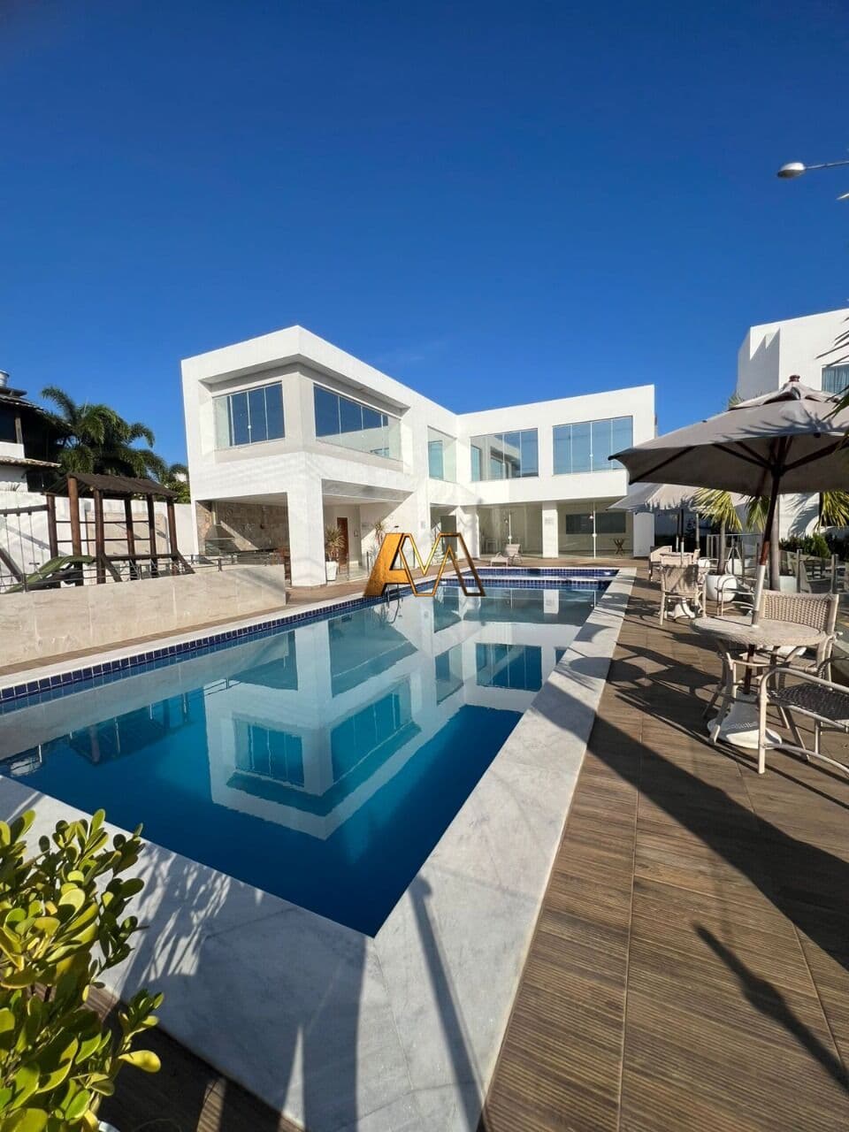 Casa de Condomínio em Lauro de Freitas - Vila Praiana
