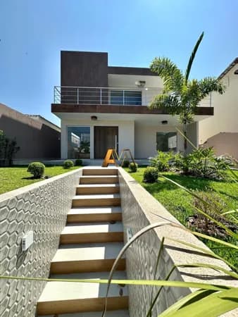 Casa de Condomínio em Lauro de Freitas - BURAQUINHO