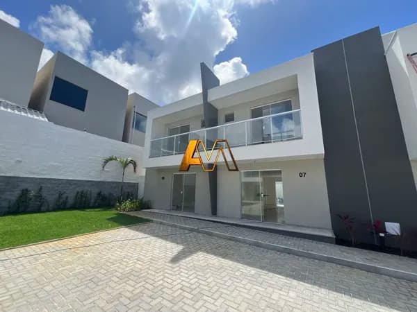 Casa de Condomínio em Lauro de Freitas - Ipitanga