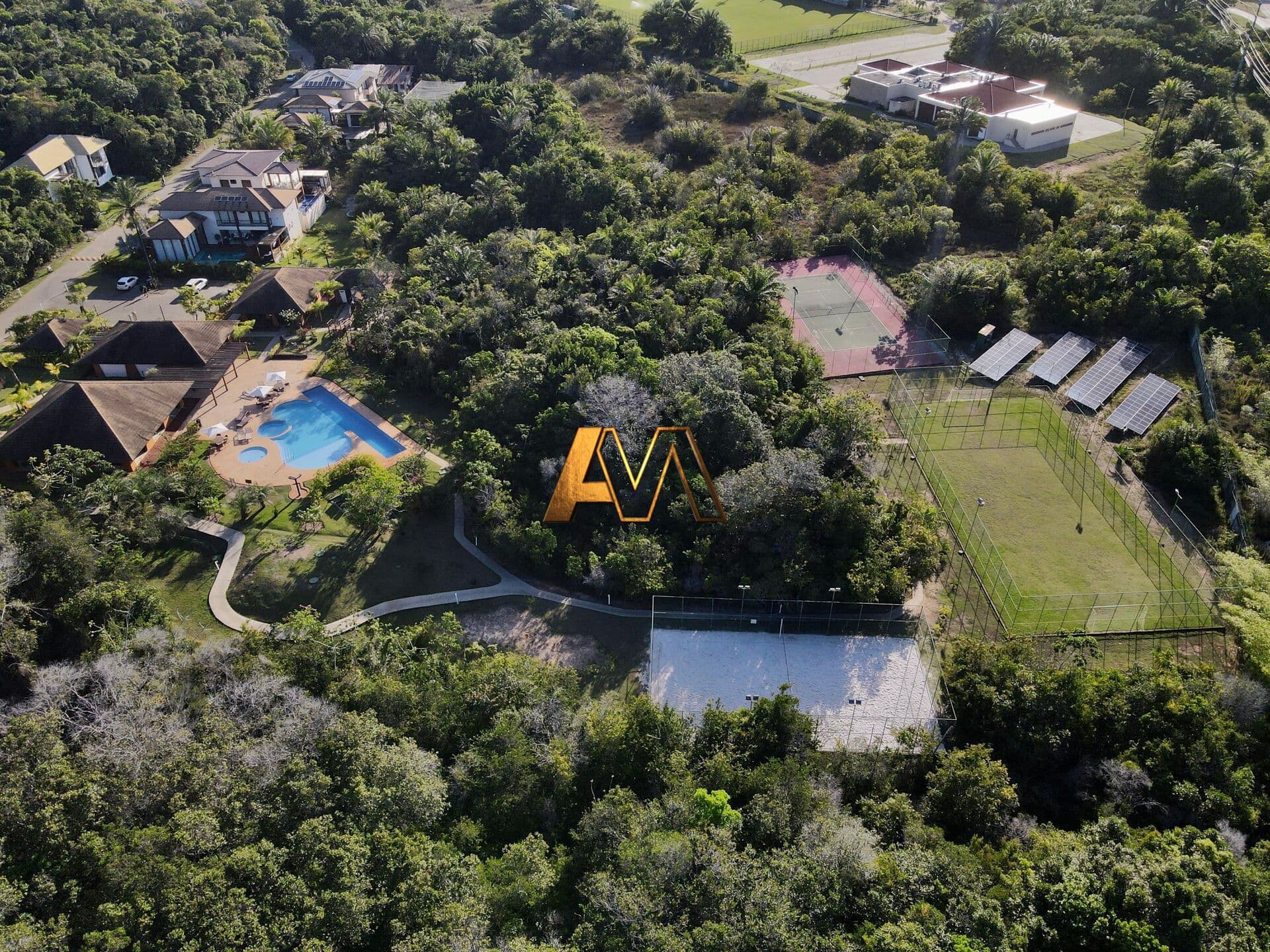 Lote/Terreno em Mata de São João - Praia do Forte