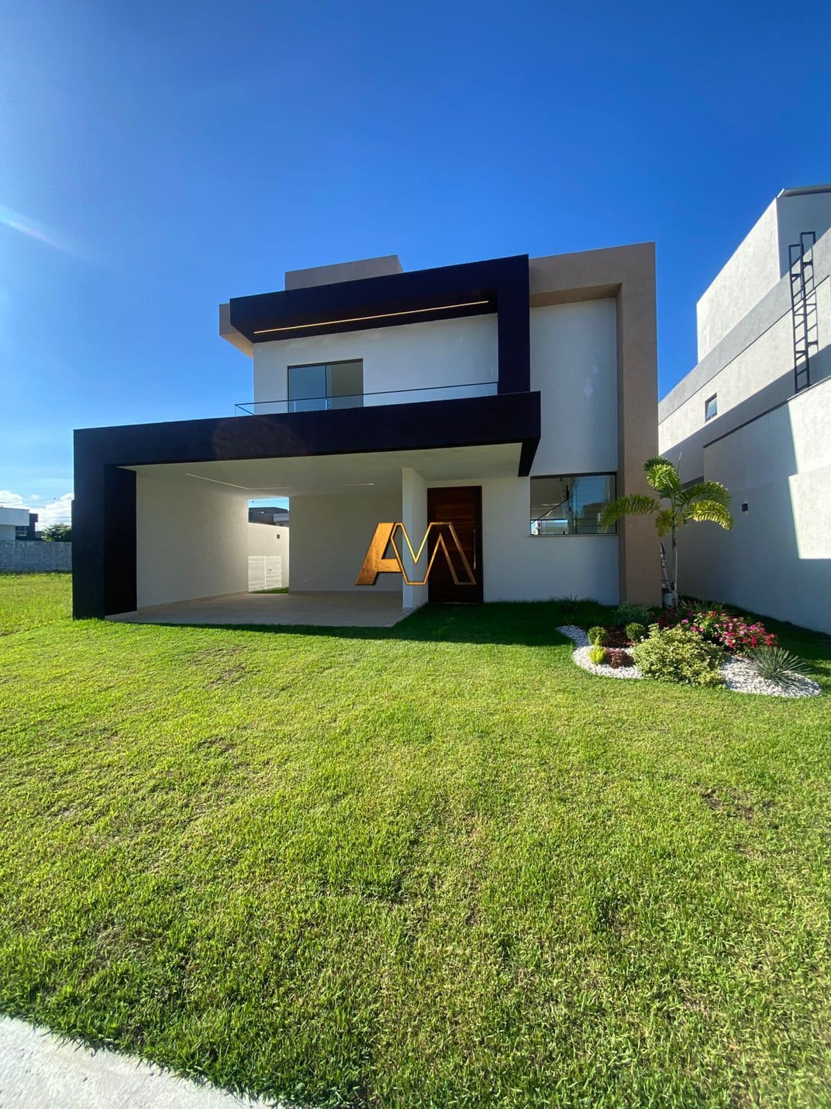 Casa de Condomínio em Camaçari - Jardim Limoeiro