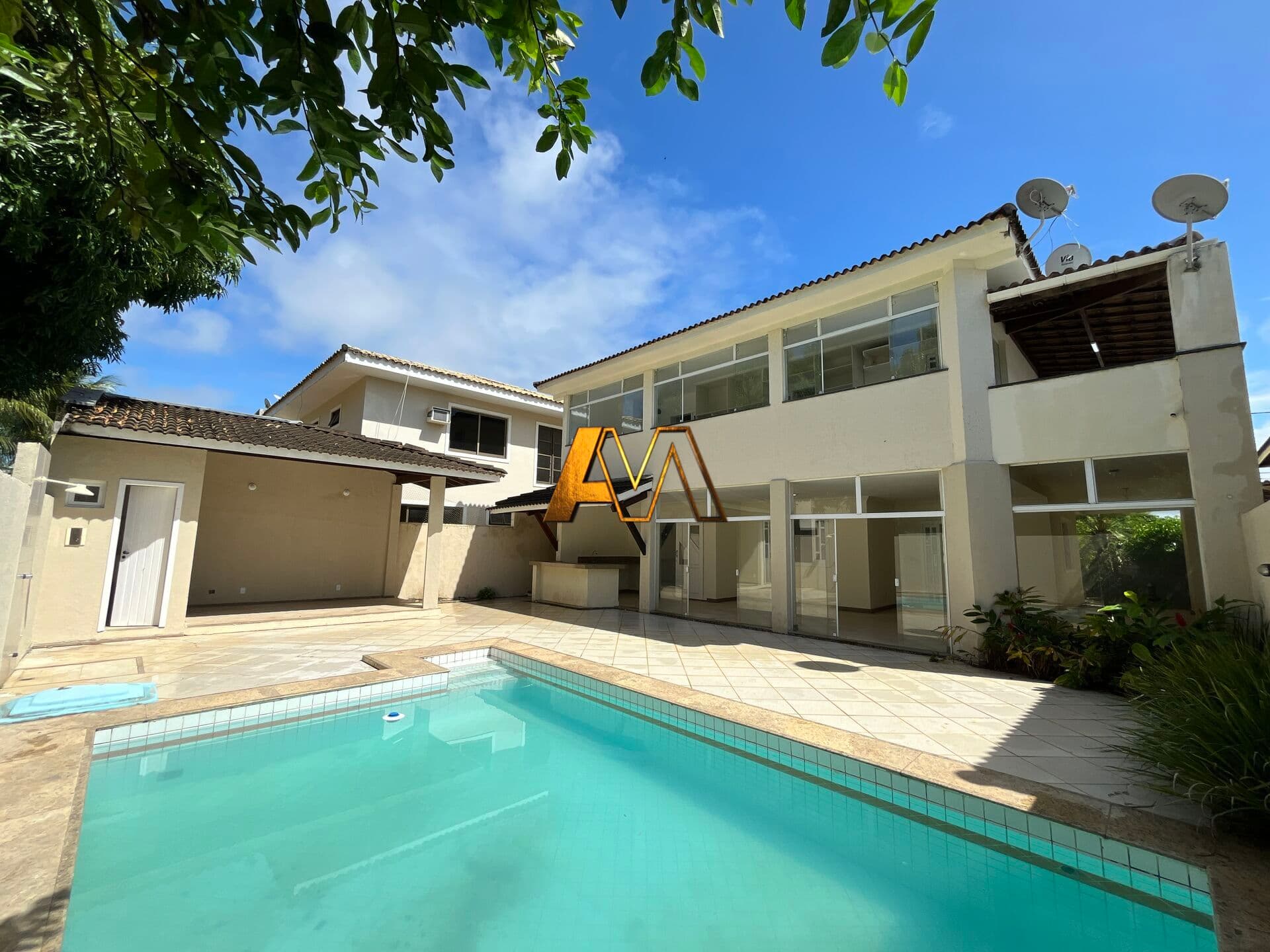 Casa em Lauro de Freitas - BURAQUINHO