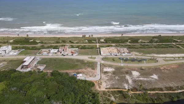 Lote/Terreno em Camaçari - GUARAJUBA
