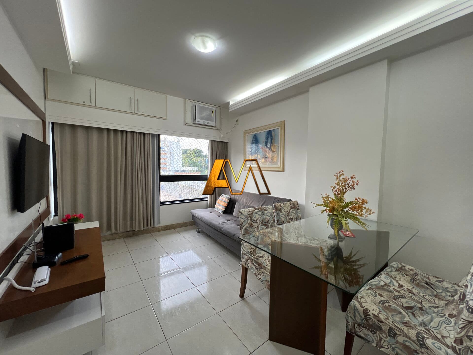 QUARTO E SALA AMPLO NA ONDINA