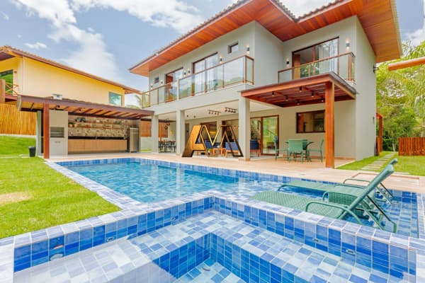 Casa de Condomínio em Mata de São João - Praia do Forte